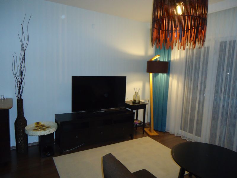 PENDİK YENİŞEHİR�DE LÜKS HAVUZLU EVİME EV ARKADAŞI ARIYORUM FATURALAR