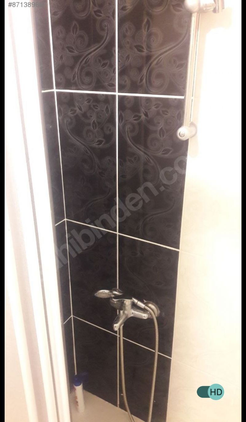 Bay yanına bayan ev arkadaşı