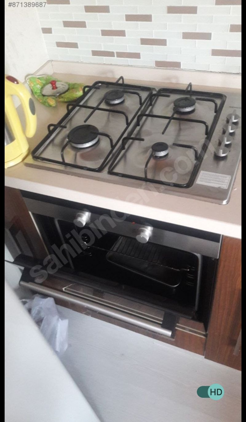 Bay yanına bayan ev arkadaşı