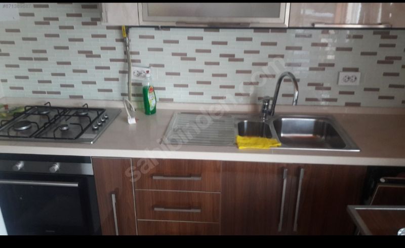 Bay yanına bayan ev arkadaşı