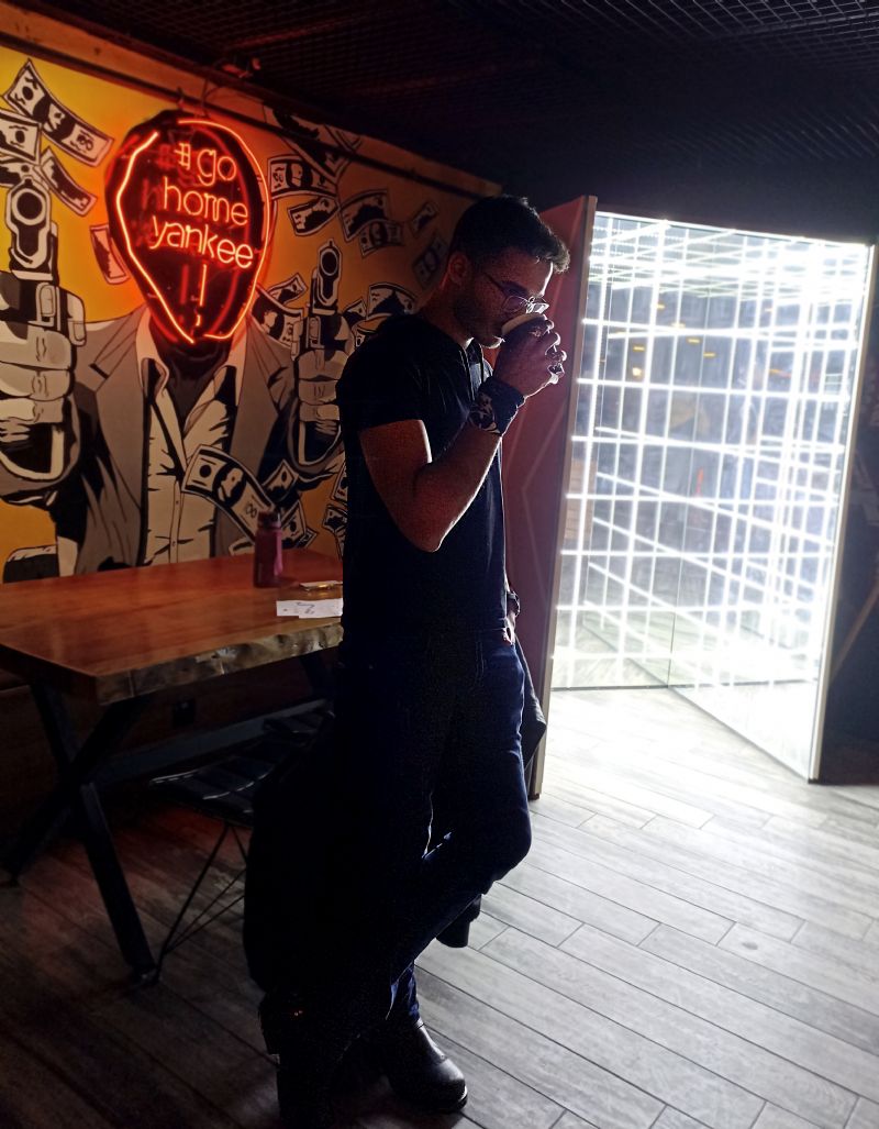 Ev arkadaşı arıyorum