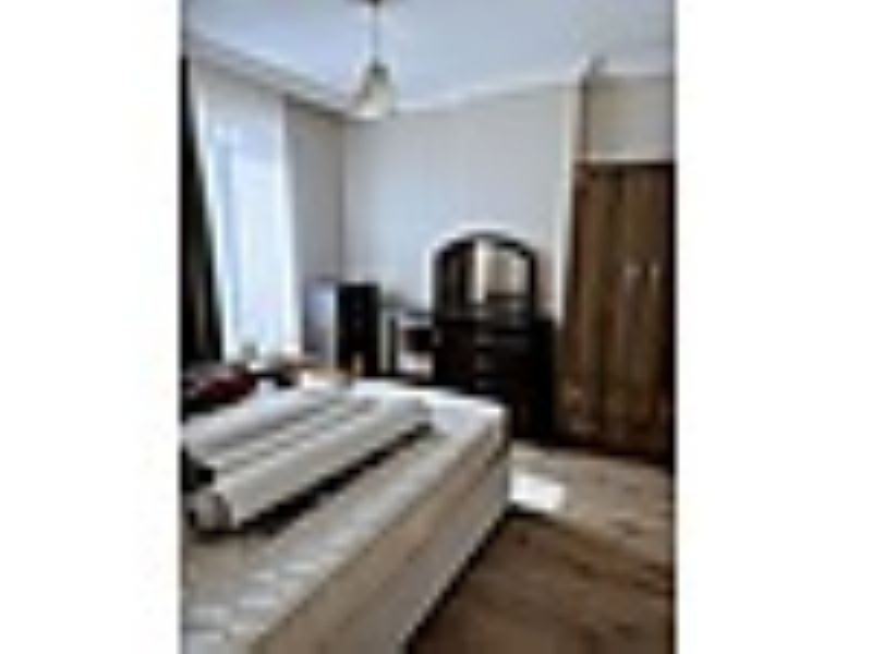 oturduğum kiralık eve bayan ev arkadaşı arıyorum