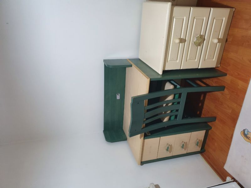 Bayan ev arkadaşı arıyorum full eşyalı beyaz eşyaların hepsi mevcut