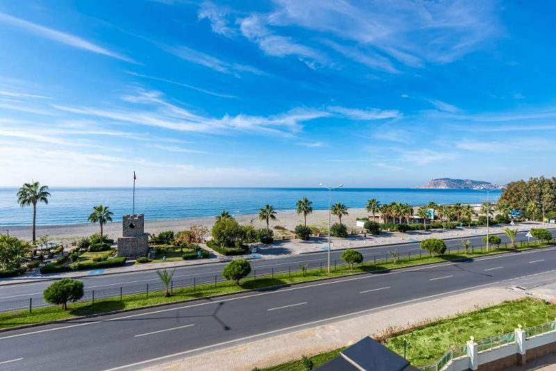 I am the owner of the house and I am looking for a safe and secure housemate. My house is 100 meters from the sea in the safe and quiet area of Kastel in Alanya.