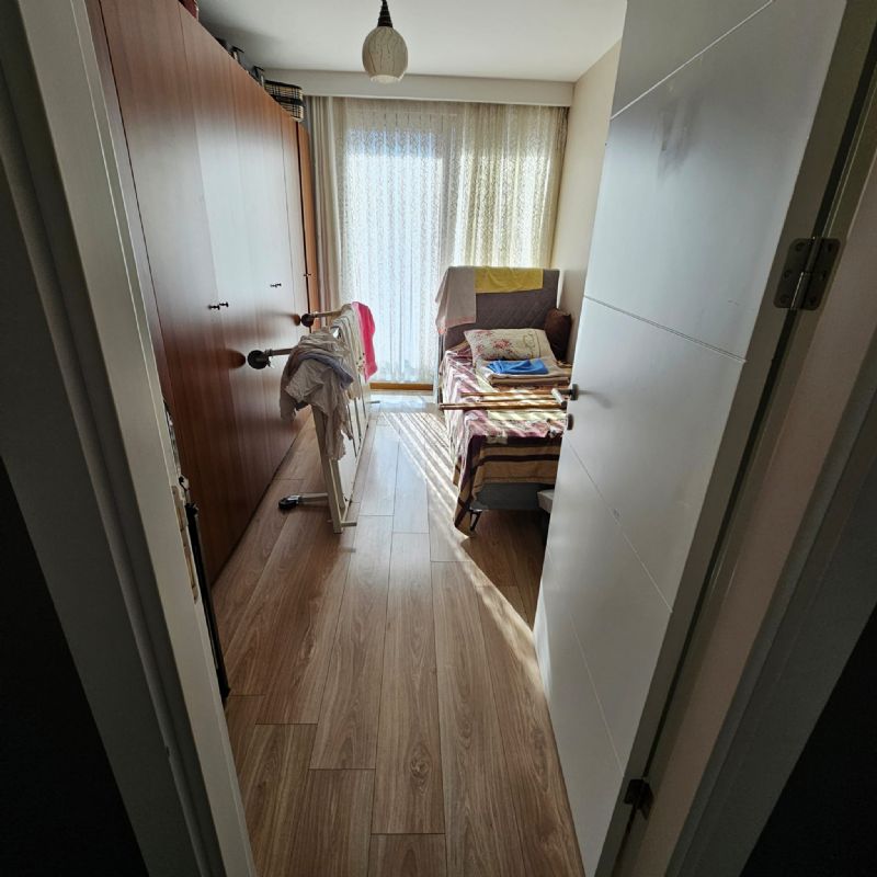 18-30 yaş arası bayan ev arkadaşı arıyorum