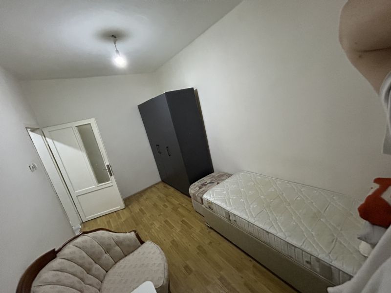Ev arkadaşı arıyorum ANKARA