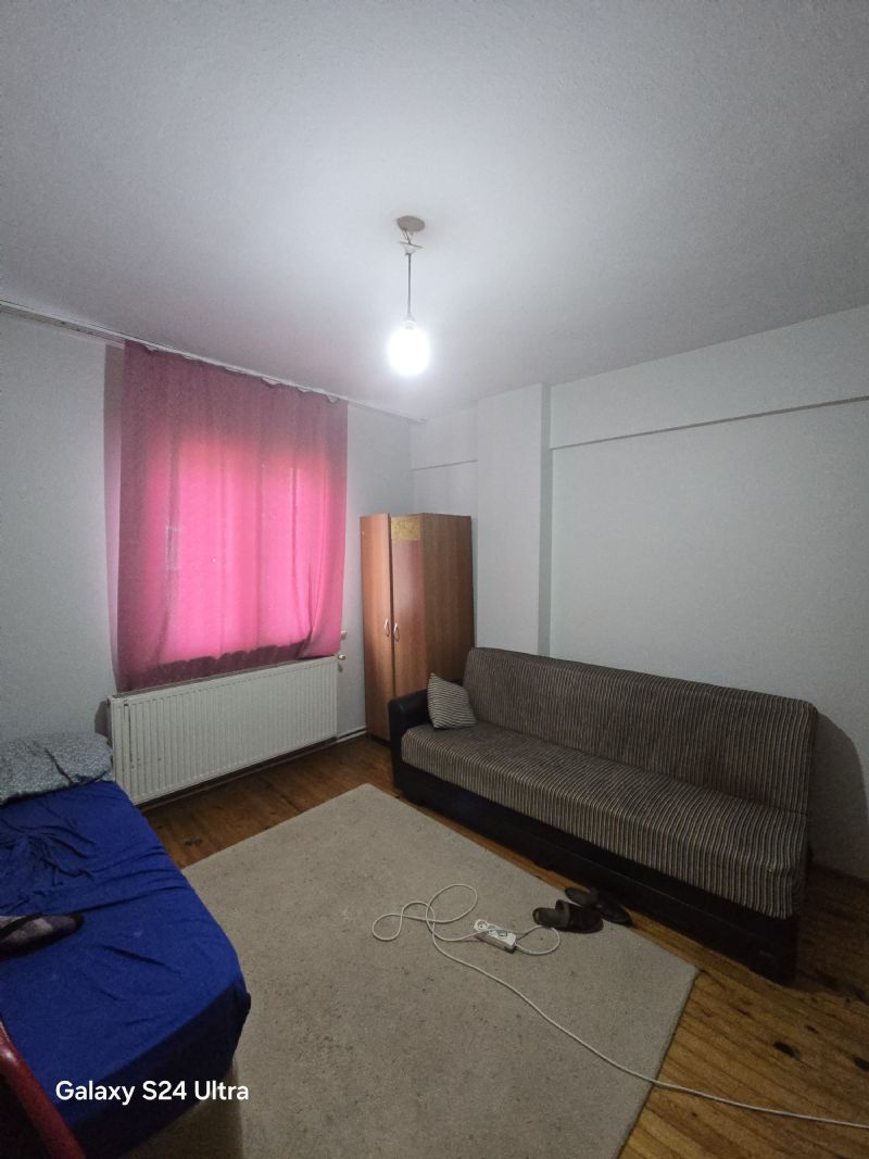 Bahçelievler de 3+1 evimize arkadaş arıyoruz. İSTANBUL