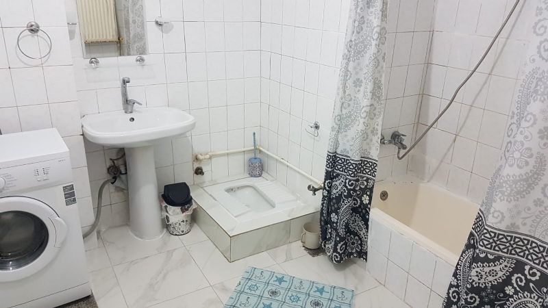 Ümraniye Çarşı Merkezdeki Ful Eşyalı Evime Bay Ev Arkadaşı Arıyorum