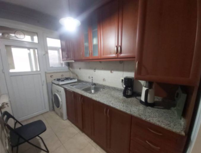 Kadıköy deki evime bayan ev arkadaşı arıyorum.