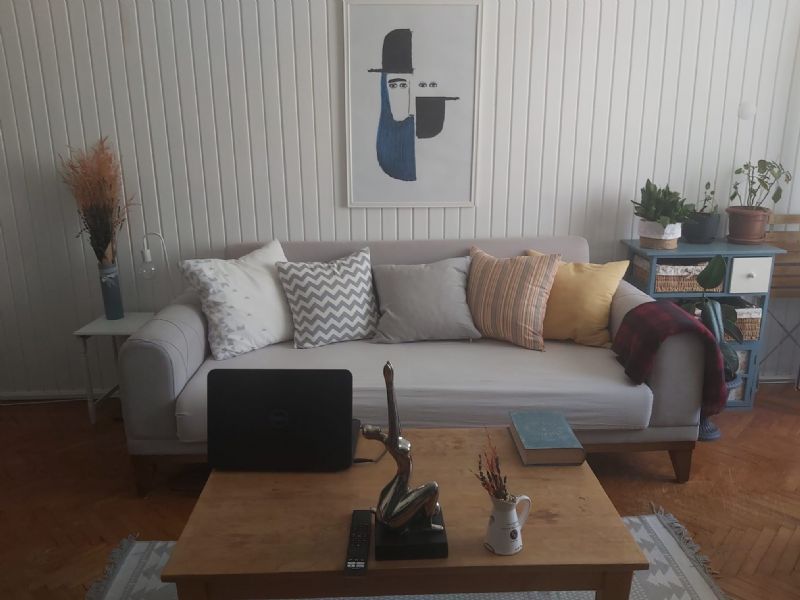 Kadıköy deki evime bayan ev arkadaşı arıyorum.