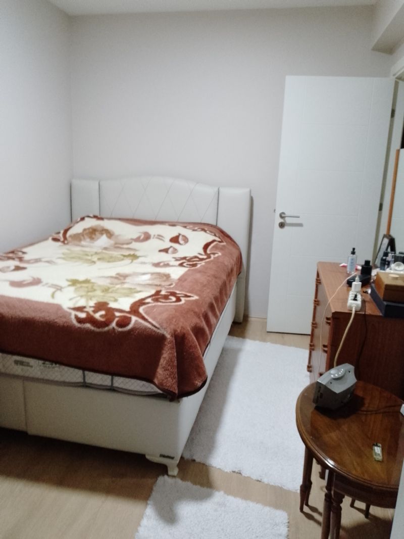 TUZLA AYDINLI DA OTURACAK BAYAN EV ARKADAŞI ARIYORUM 